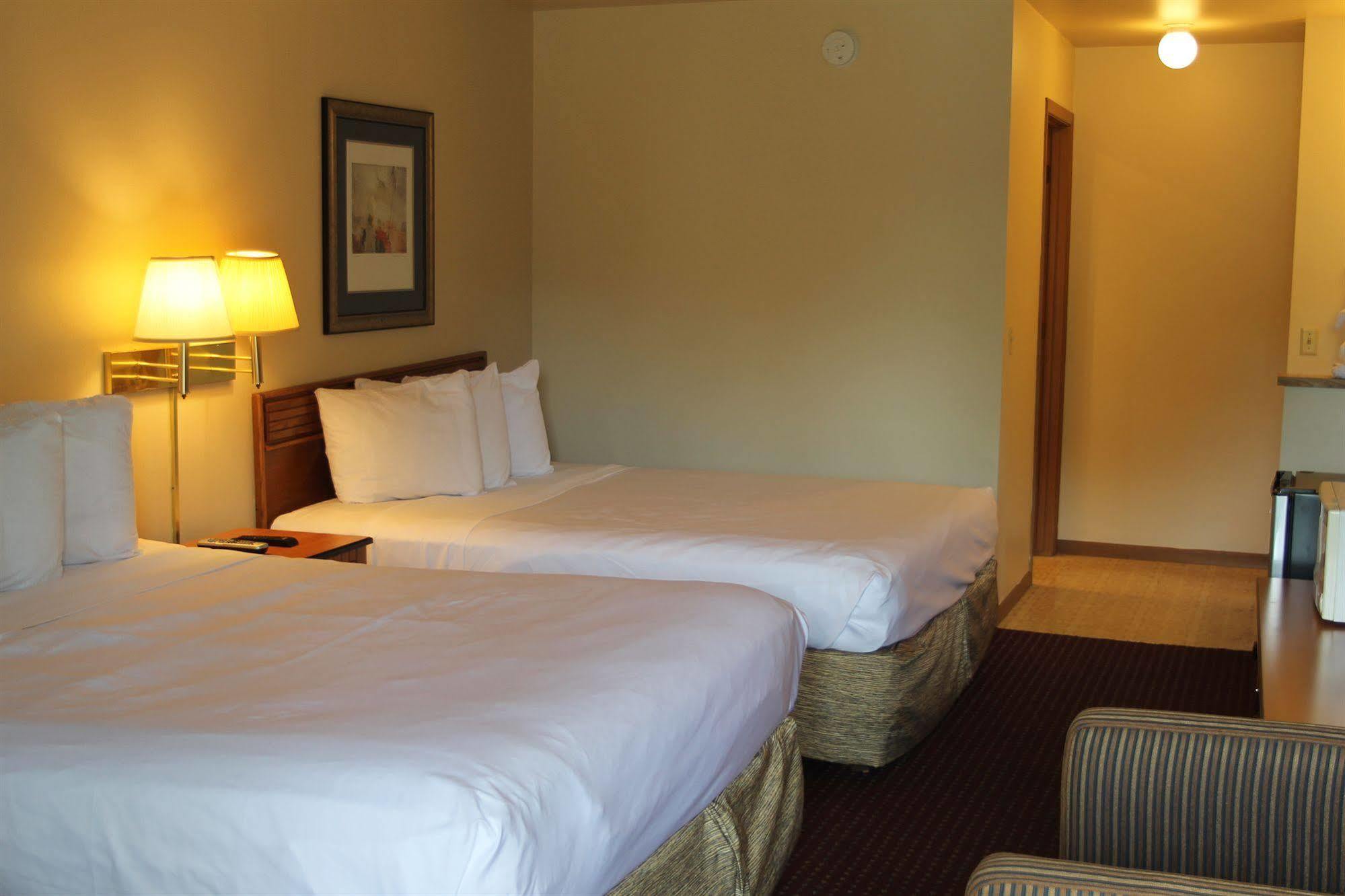 Lake Delton Malibu Inn מראה חיצוני תמונה